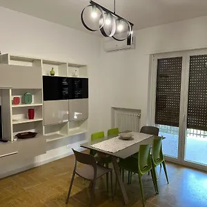 La Casa Di Telen Zona Policlinico Oncologico E De Grecis Apartment