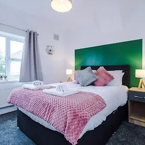 Charming And Modern 3br Steps Away From Center York